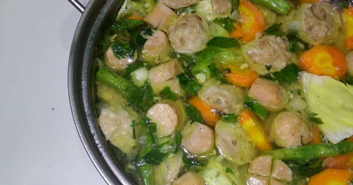 Resep Sayur Sop Bakso Sosis Oleh Yuliviyah Novita Cookpad