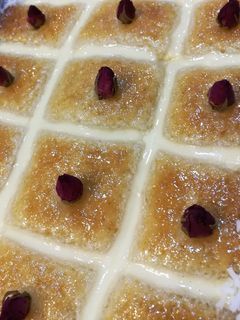 صورة لوصفة بسبوسة كاروهات