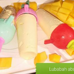 A picture of Mango kulfi.