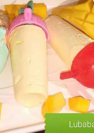 A picture of Mango kulfi.