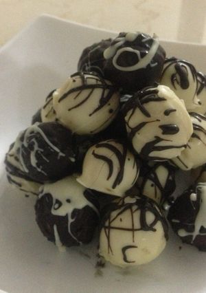 A picture of Rum Balls.