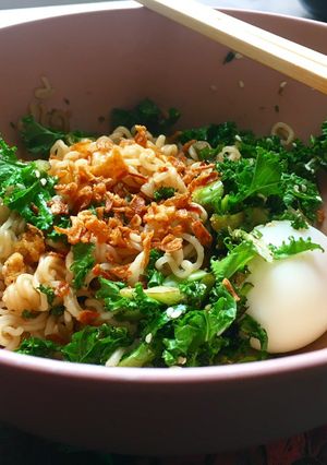 A picture of Dress-Up Packet Ramen.