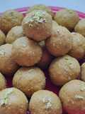Besan Ladoo (Chickpea Flour Ladoo)