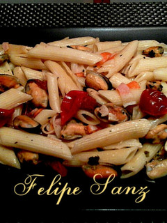 Una foto de Penne rigate con mejillones