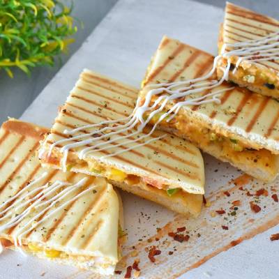 Veg Pizza Sandwich Recipe by Viraj Naik - CookpadAdd CooksnapShare-image