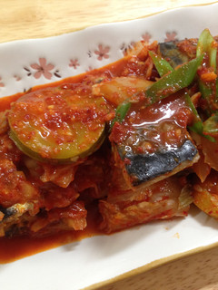 韓式泡菜醬燒鯖魚고등어김치찜 的食譜成品照片