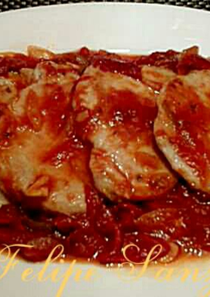 Una foto de Lomo de cerdo con salsa de pimientos asados