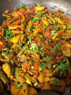 A picture of Dry Parwal potato vegetable.