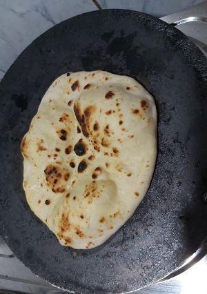 A picture of Tandoori Naan (on Stove).