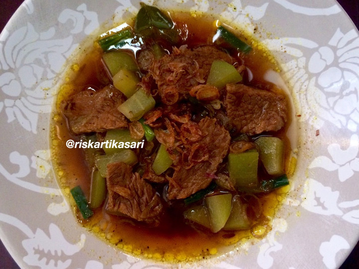 Cara Gampang Menyiapkan Rawon Daging Labu Siam (Bumbu Instan), Lezat Sekali