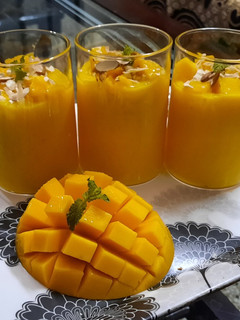 A picture of Mango Shake.