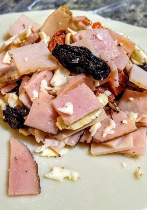 Una foto de MIX De 🍗Fiambres 🥩para rellenar...!