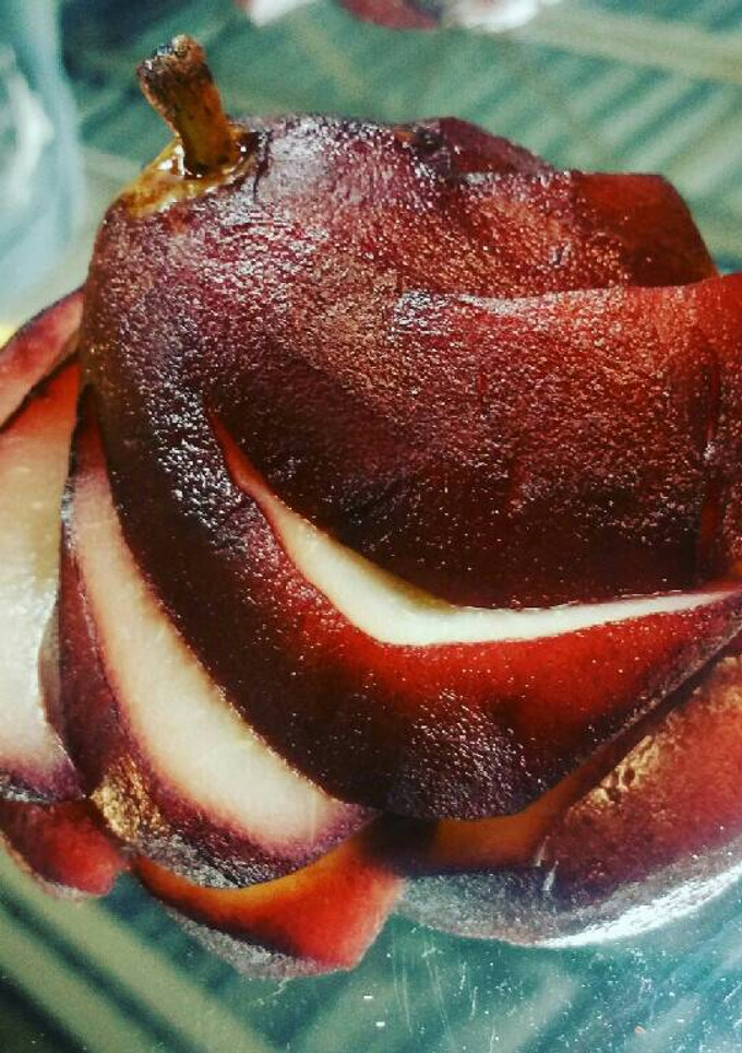 Una foto de Peras Rellenas al Vino