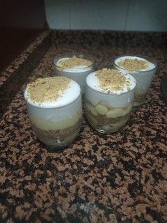Una foto de Limón pie en vasitos