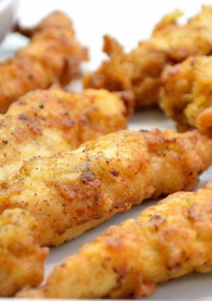 A picture of Fried Chicken Fingers .
