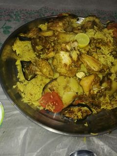 صورة لوصفة مقلوبة دجاج بالخضار لذيذة 😋