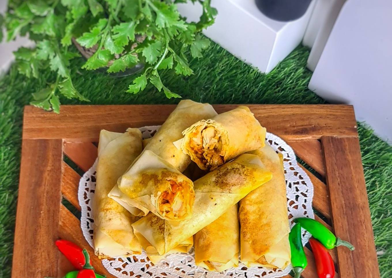 Lumpia isi Ayam Udang