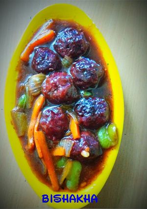 A picture of Beetroot Manchurian.