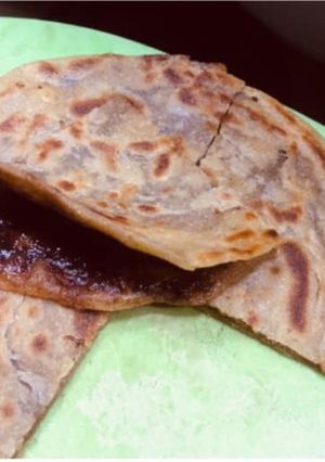 A picture of Nutella paratha.