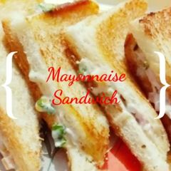 A picture of Mayonnaise Sandwich.