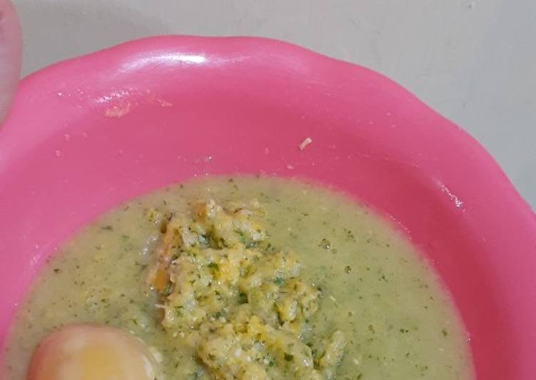 Mpasi nasi telur sayur bening