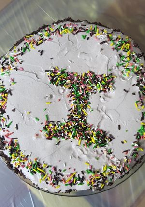 A picture of Vanilla cake for birthday's.