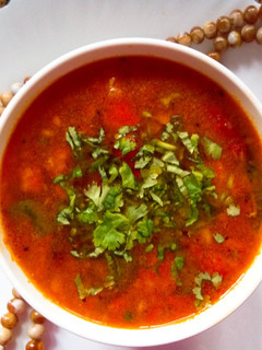 பாசிபயிறு தக்காளி 🍅 ரசம் Paasi payiru Thakkali RAsam Recipe in Tamil) செய்முறை முக்கிய புகைப்படம்