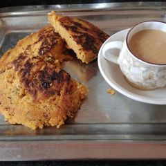 A picture of Sooji cake.