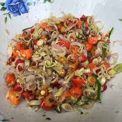 รูปของ Sambal matah asli bali