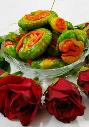 कस्टर्ड रोल (Custard roll recipe in Hindi) रेसिपी मुख्य फोटो