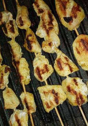 عکسی از دستور جوجه کباب روی گاز