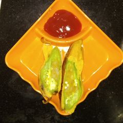 A picture of Rajsthani mirchi bada.
