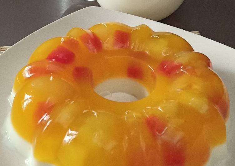 Puding Buah Susu Vanilla