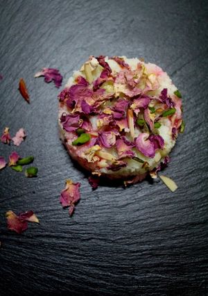 A picture of Aloo Aur Gulab Ka Halwa.