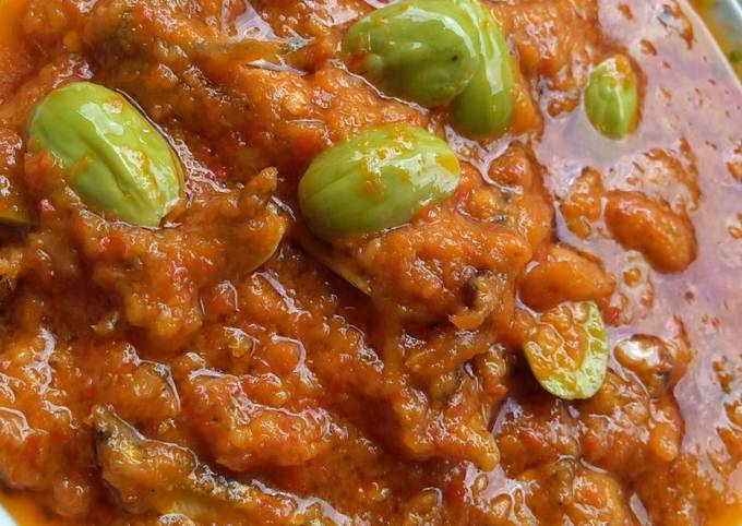 Sambal tempoyak teri pete