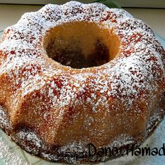 A picture of Chokolate Vanilla cake.