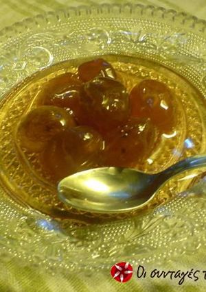 A picture of Grape spoon sweet in the oven.