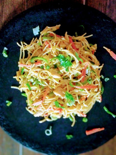A picture of Easy Chicken Chow Mein.