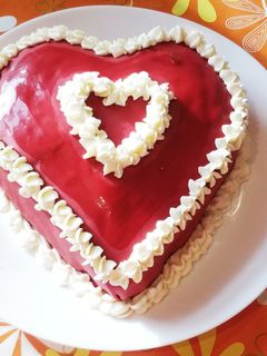 வேலன்டைன் கேக் (valentine Cake Recipe in tamil) செய்முறை முக்கிய புகைப்படம்