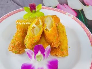Chả giò chuối phô mai kéo sợi