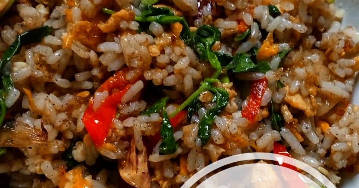 Resep Nasi goreng lada hitam kemangi oleh Ndo' Nofa - Cookpad