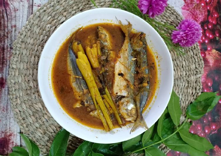 Resep Kembung Banjar Asem Daun Kedondong yang simpel
