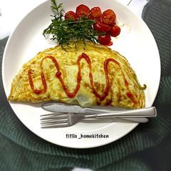 A picture of Stuffed Omelette.
