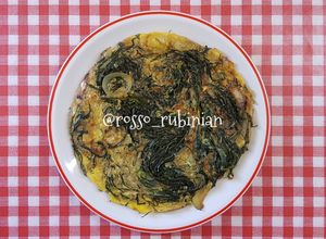 Foto di Frittata con agretti e cipolla