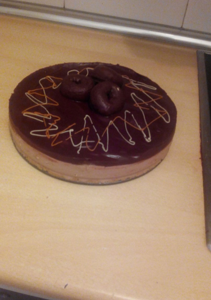 Una foto de Tarta de donetes
