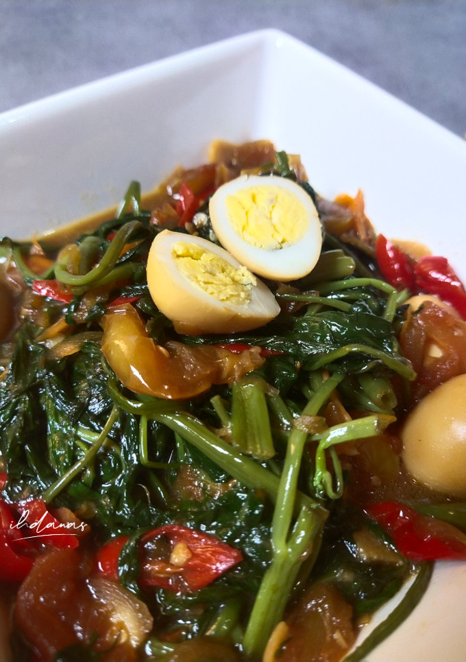 Foto resep Tumis Kangkung Telur Puyuh