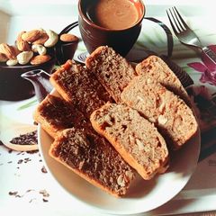 A picture of Water chestnut nutty cake.