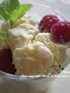 ♥開動with Kat♥蜂蜜冰淇淋[不需冰淇淋機] 的食譜成品照片