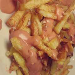 A picture of French fries.