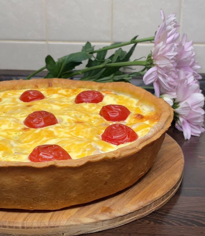 Джессика Альбаның жарқырауы Машаны үш адам біліп жатыр